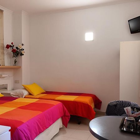 Hostal Casa Chueca Madrid Extérieur photo