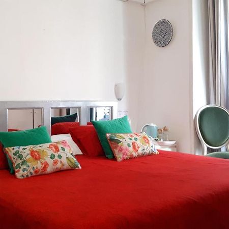 Hostal Casa Chueca Madrid Extérieur photo