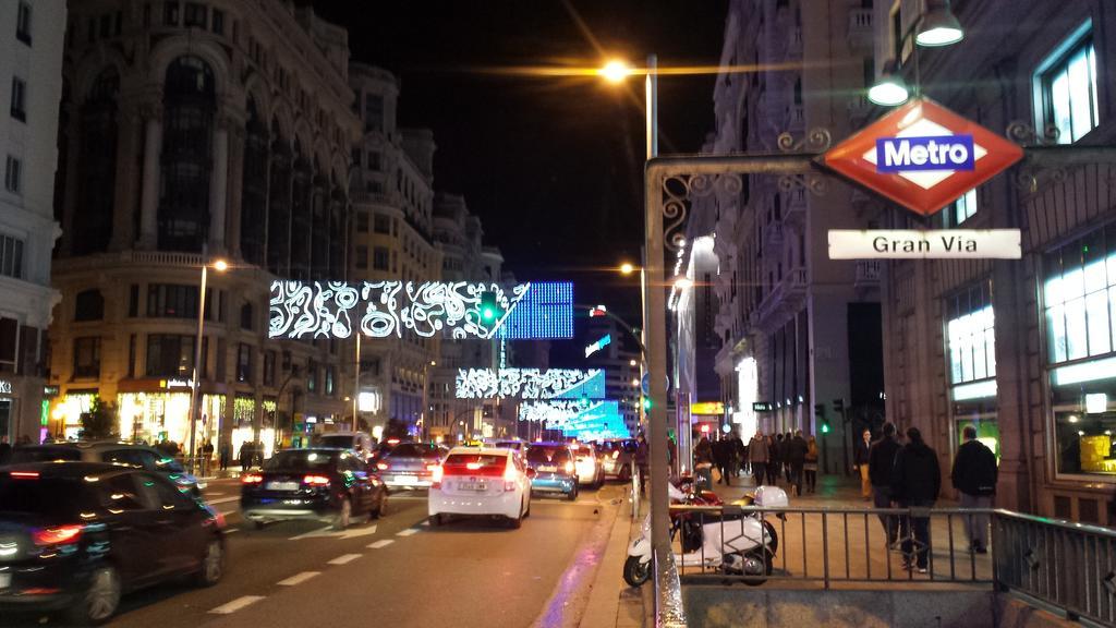 Hostal Casa Chueca Madrid Extérieur photo