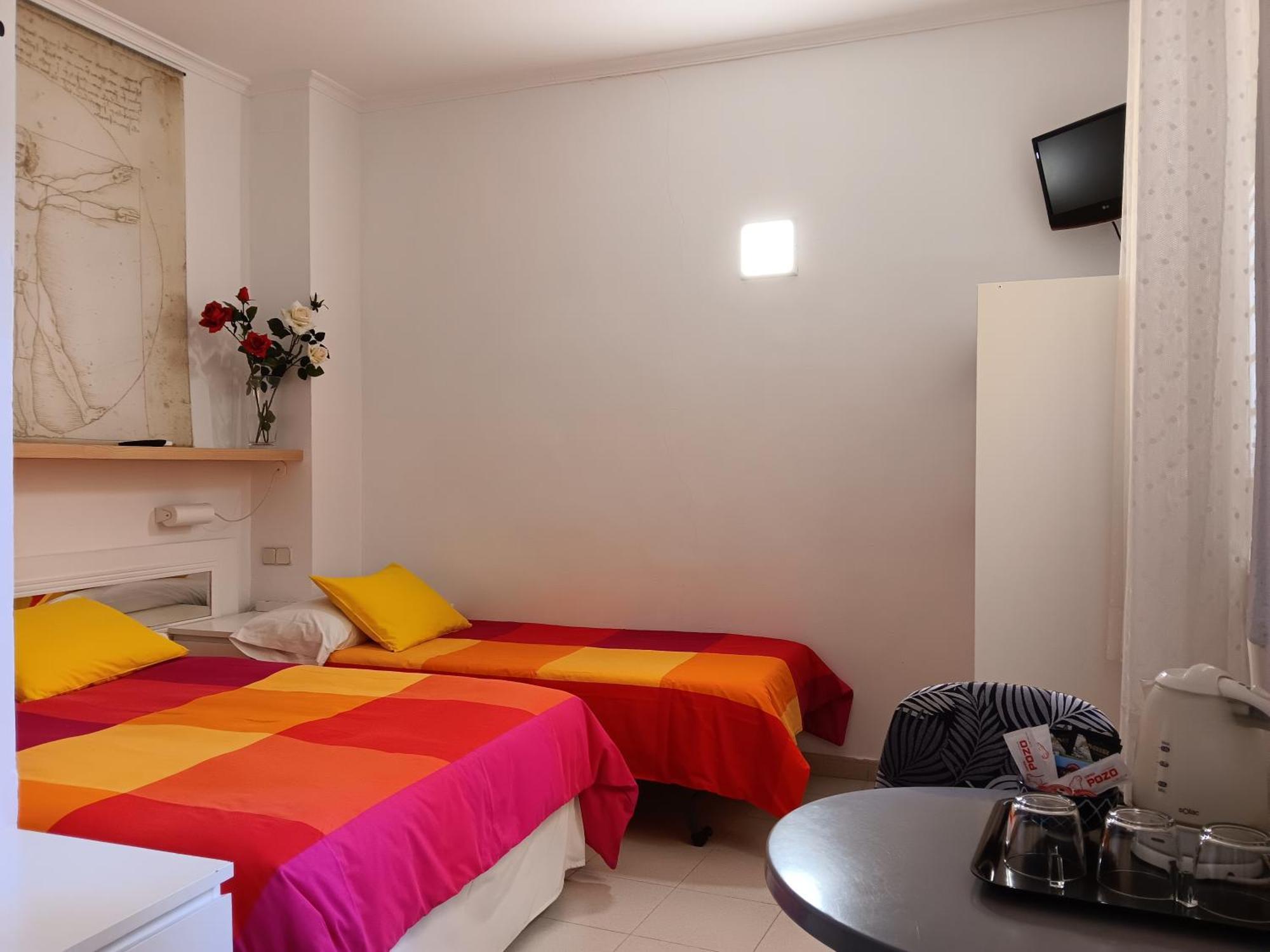 Hostal Casa Chueca Madrid Extérieur photo